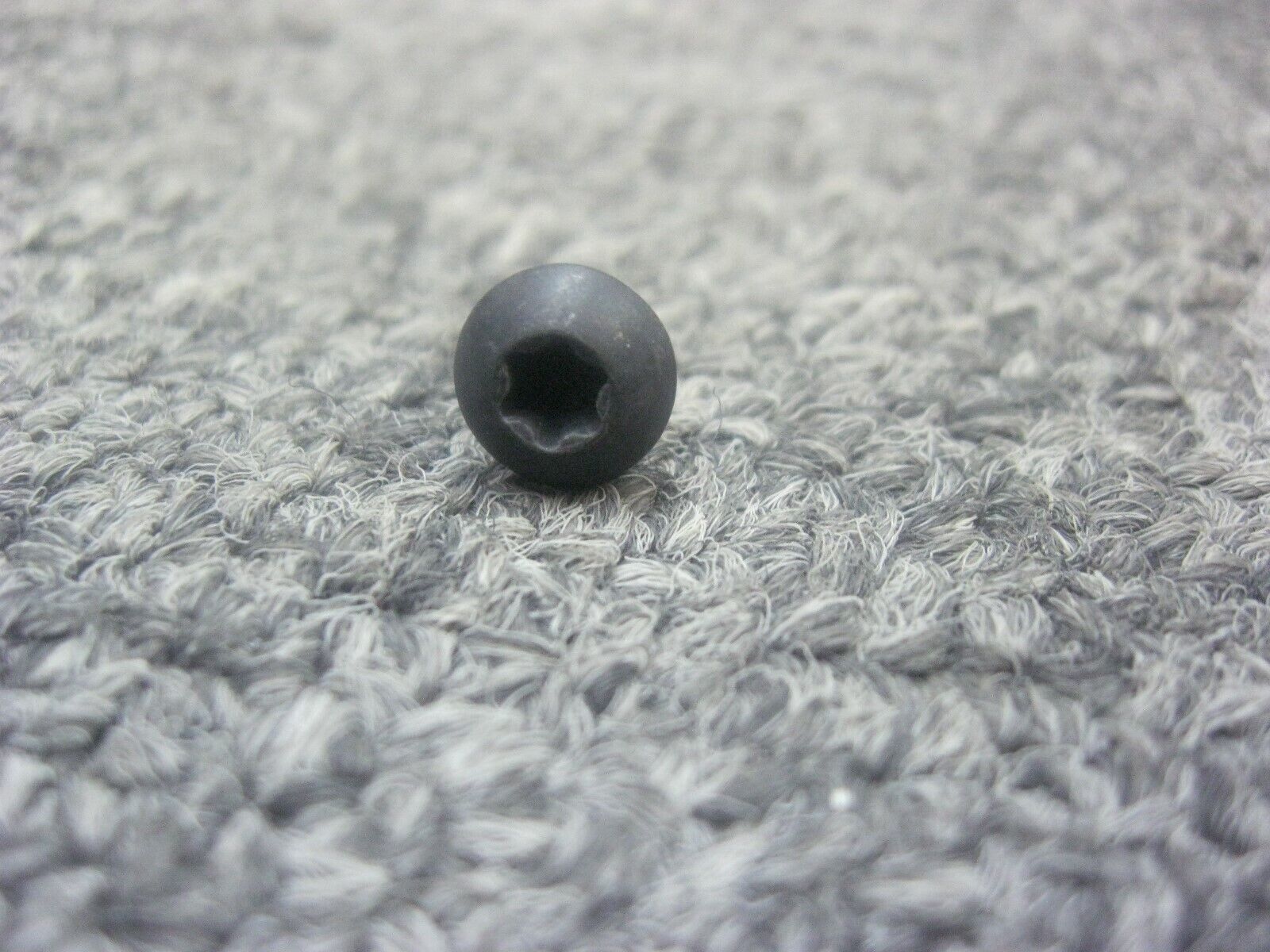 DeWALT M5 Screw 286300-00