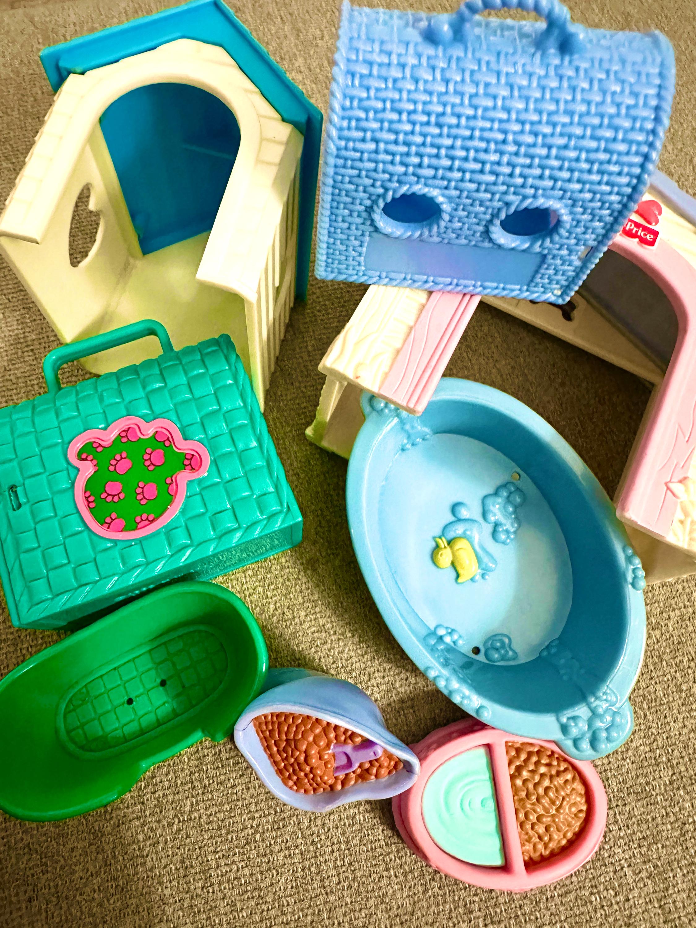 Vintage fisher-price, barbie, littlest pet shop accessories, 1990s-2000s dollhouse animal sets