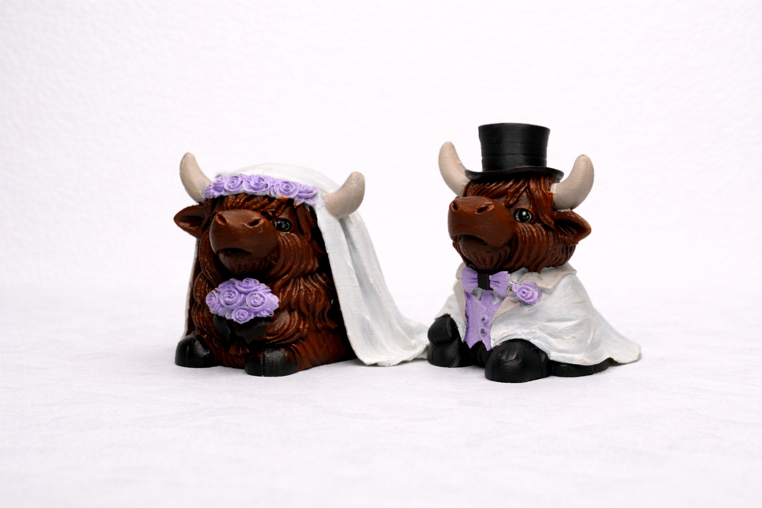 Married Highland Cow Figurines – Handmade Custom 3D Printed Couple