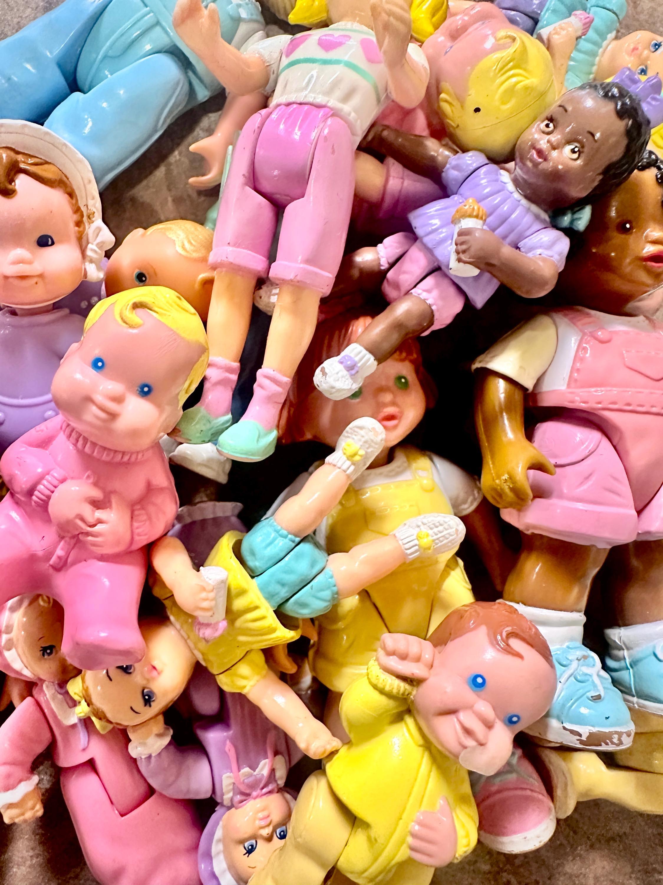Vtg loving family, playskool, little tikes & barbie babies and kids figures