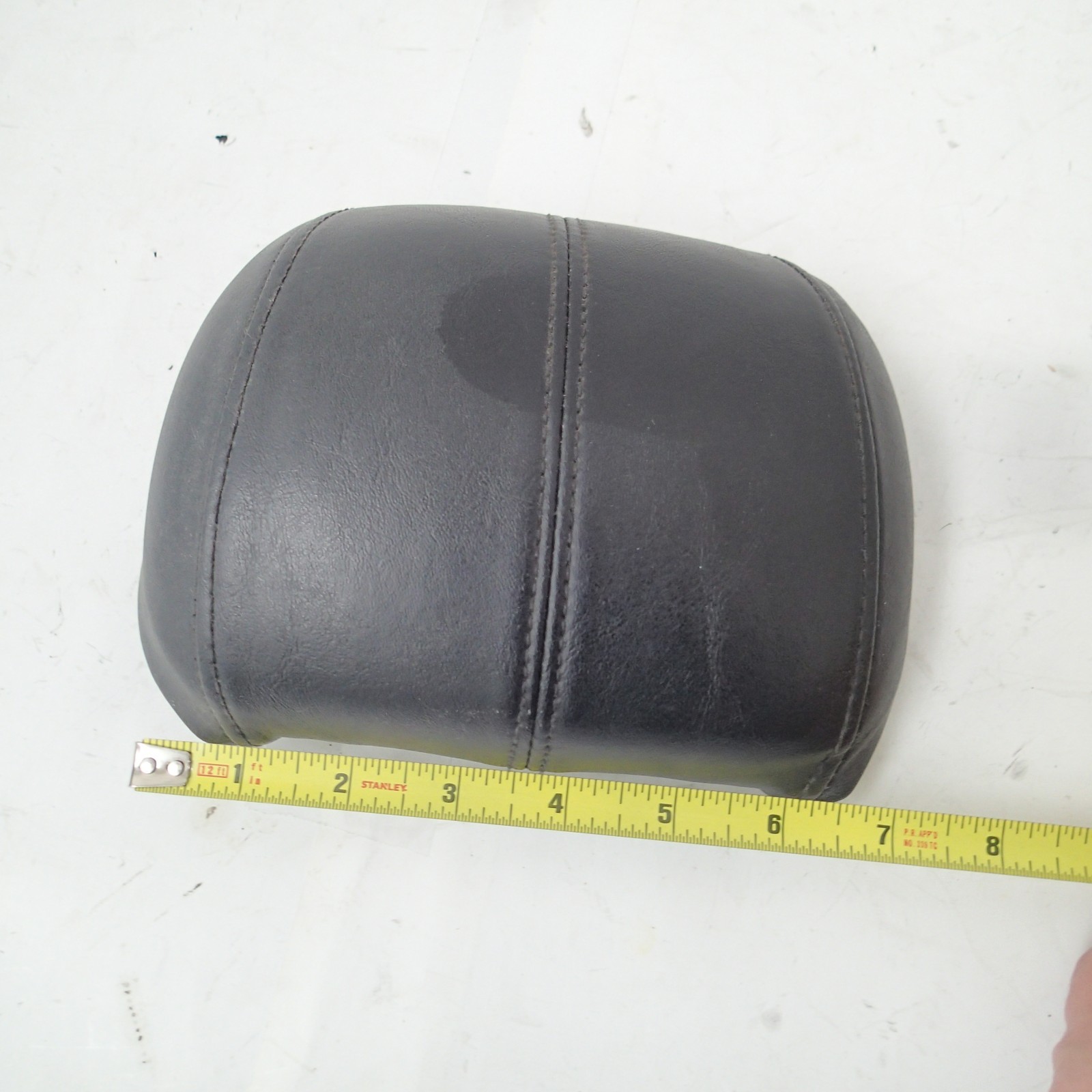Harley-Davidson Short Backrest Pad 53928-05 for Softail One-Piece Upright