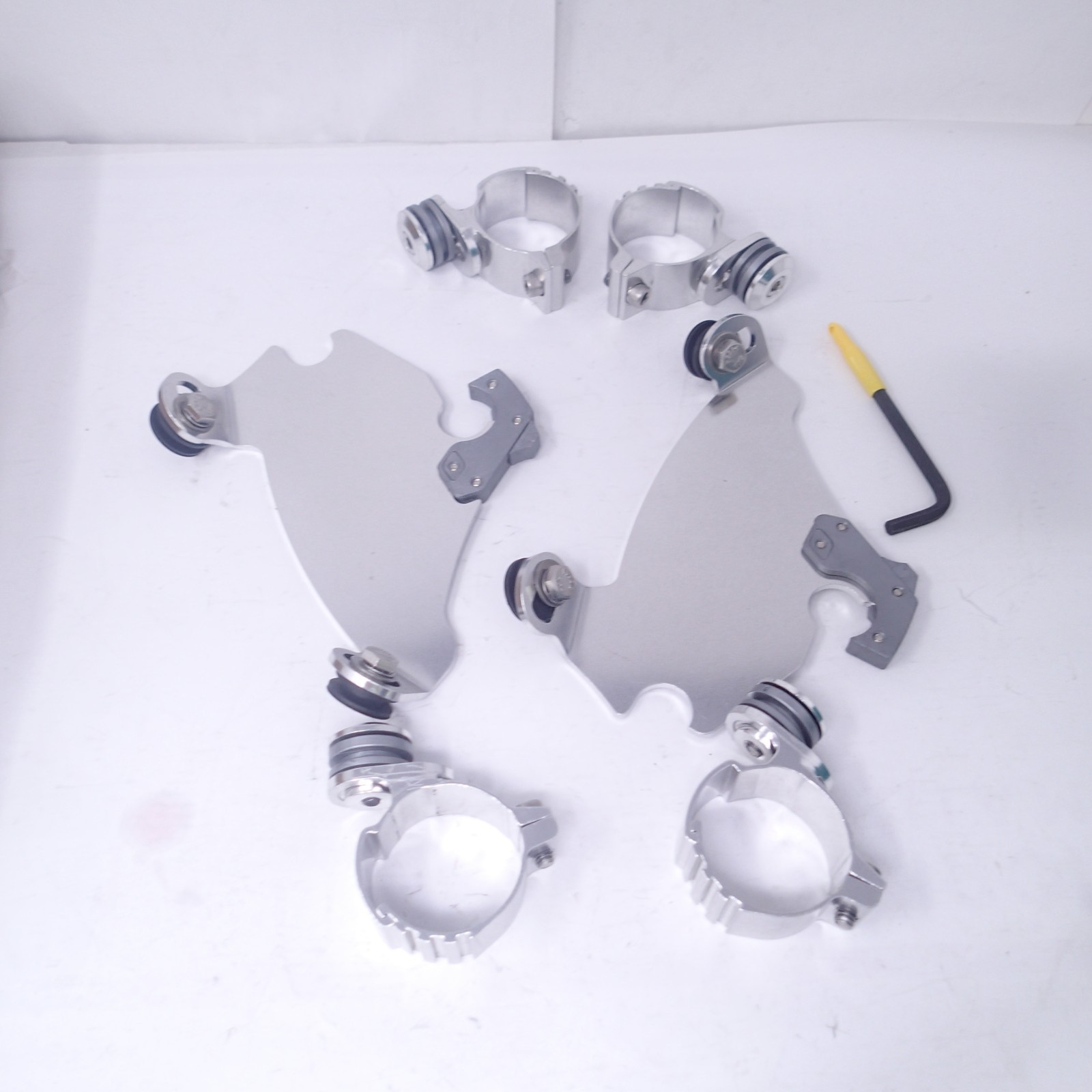 MEMPHIS SHADES 2320-0103 MEK1981 Gauntlet Fairing Trigger-Lock Hardware Kit